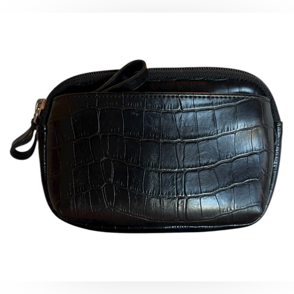 Casual Corner Annex Sleek Black Crocodile-Embossed Women's Coin Purse Pouch
